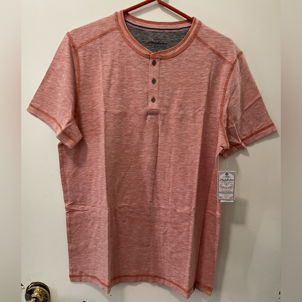 Flag & Anthem Men's Henley Neck Short Sleeve T-Shirt Coral Gray Size Medium NWT
